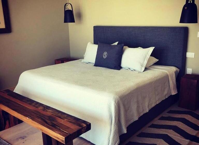 سوییت لوکس, Viñedos San Francisco