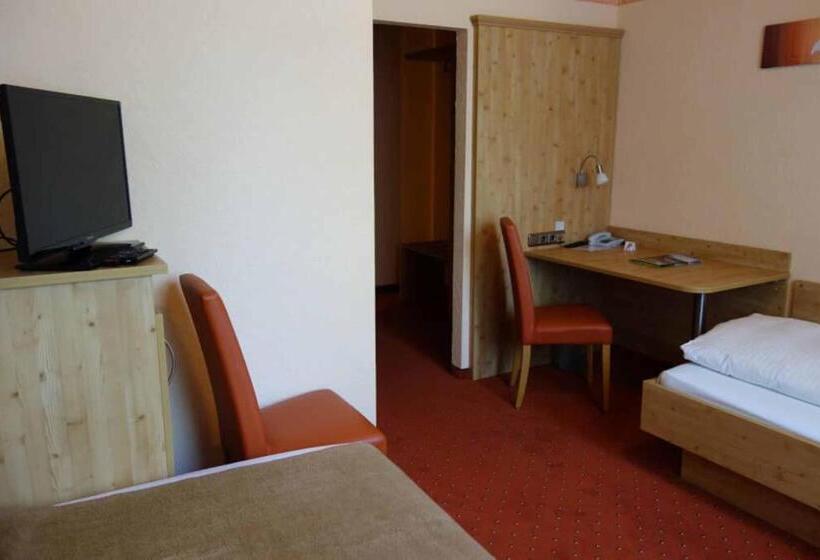 Номер Стандарт, Bayerischer Hof