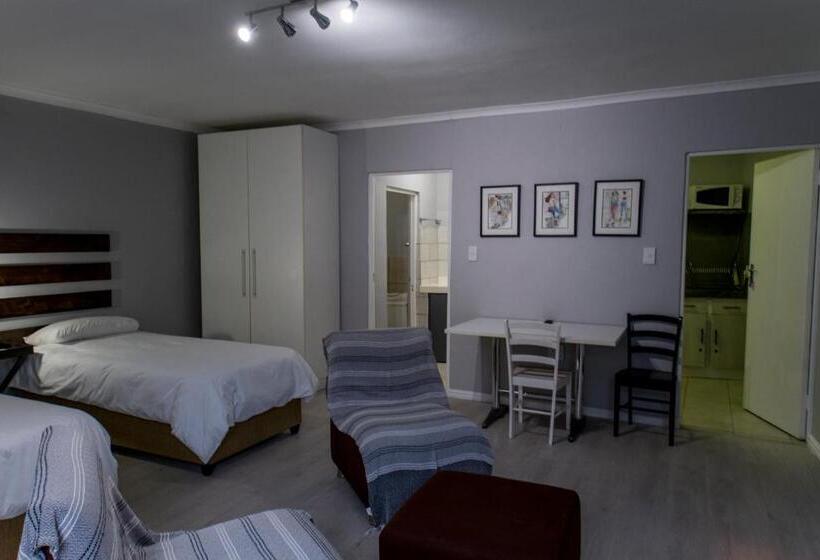 Студия Стандарт, @abelia Guest House