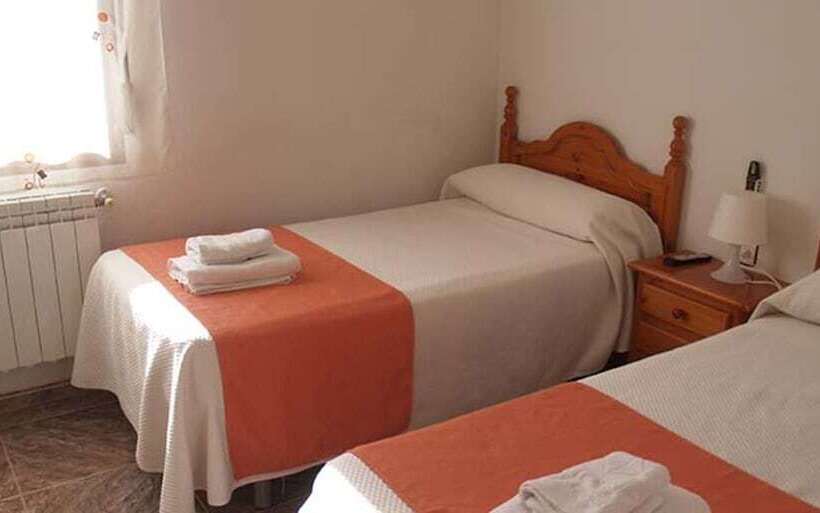 Номер Стандарт, Hostal Restaurante Taibilla
