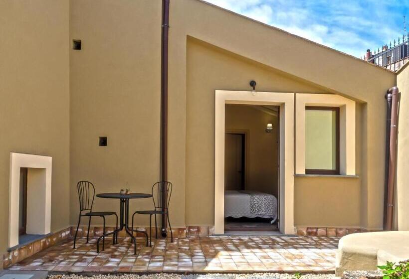 اتاق استاندارد با چشم‌انداز باغ, Locanda Sant'antonio