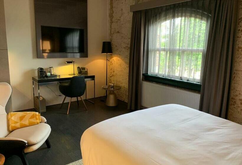 اتاق سوپریور, Onderwijshotel De Rooi Pannen Breda