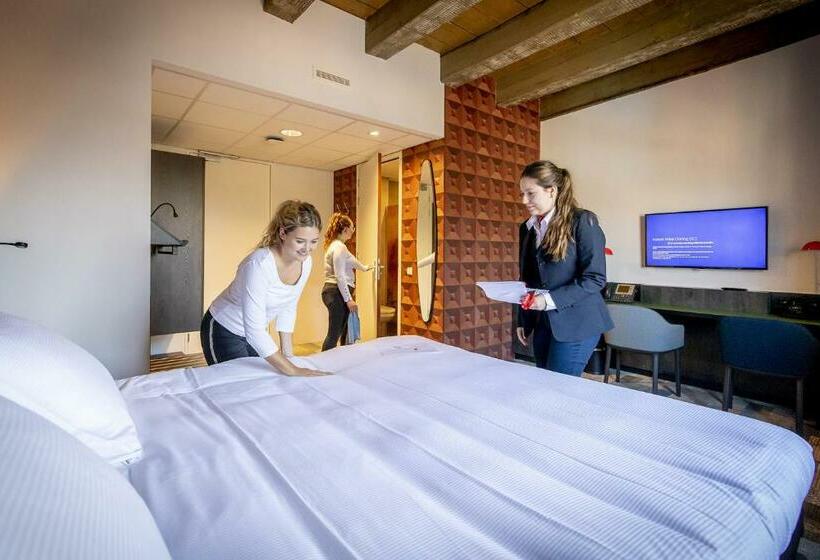 اتاق سوپریور, Onderwijshotel De Rooi Pannen Breda