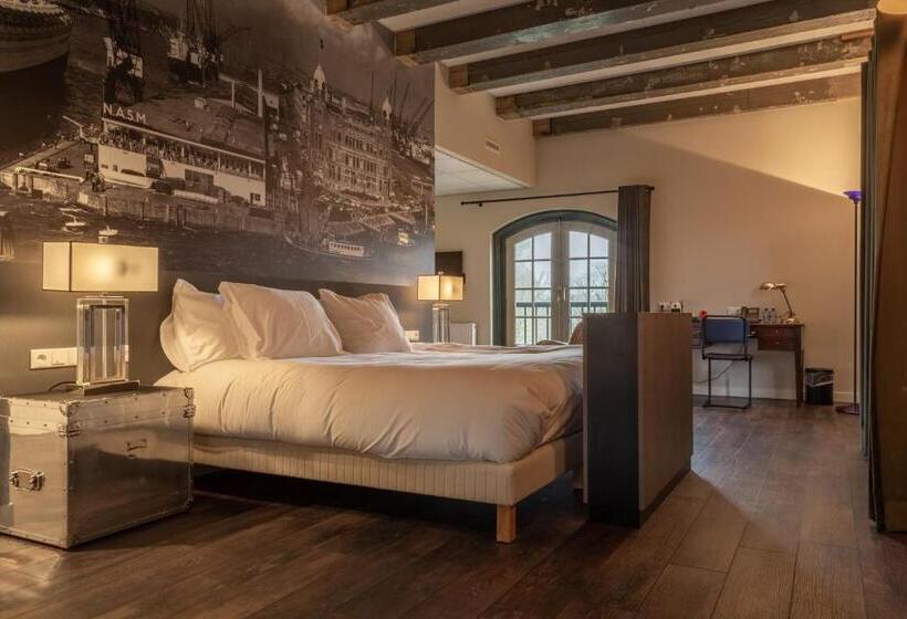 سوییت, Onderwijshotel De Rooi Pannen Breda