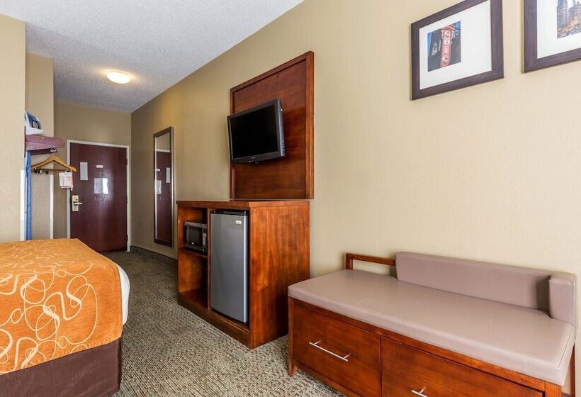 套房, Comfort Suites Near I 80 And I 94