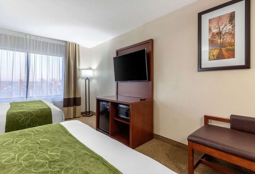 سوییت, Comfort Suites Omaha Eastcouncil Bluffs