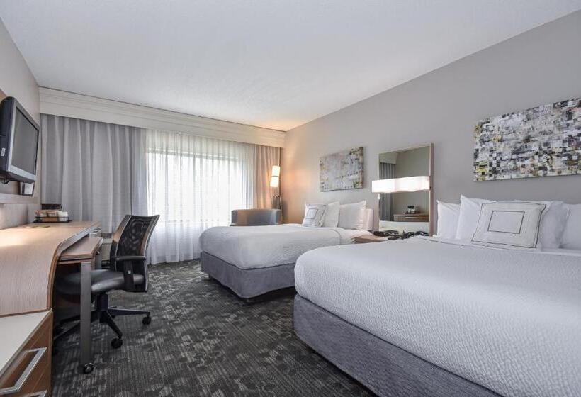 Номер Стандарт, Courtyard By Marriott Charlotte Matthews