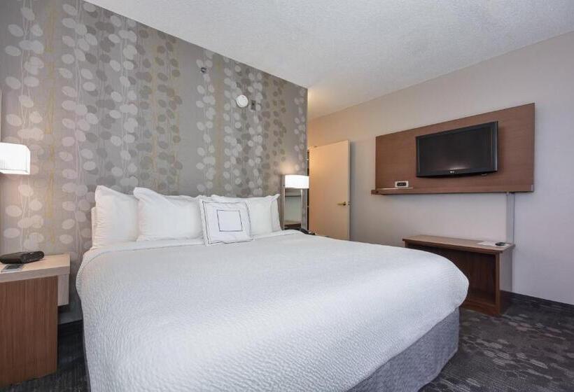 Люкс Кровать Кинг, Courtyard By Marriott Charlotte Matthews