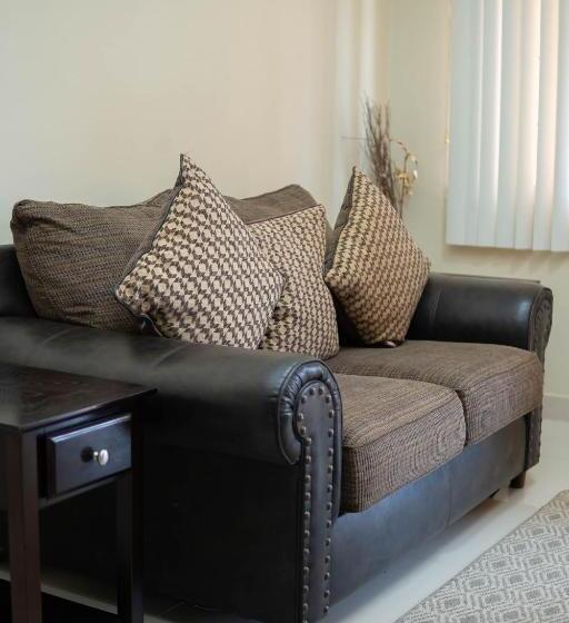 سوئیت با تخت بزرگ, Gc Resort