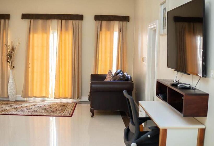 سوئیت با بالکن, Gc Resort