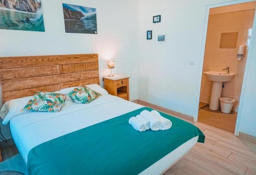 Семейный Номер, Oasis Backpackers Hostel Sintra Surf