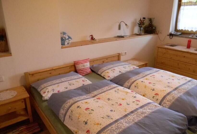 Quarto Estandar, Unterweger Hof