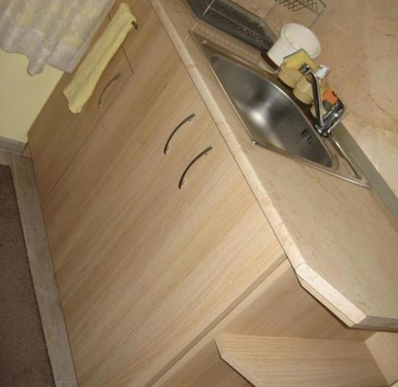 Апартаменты 2 Спальни, Guest House Lori