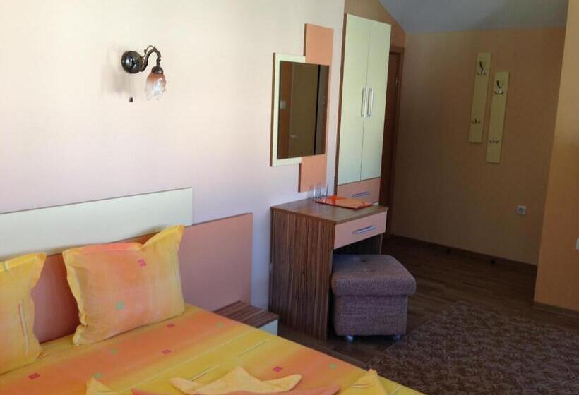 Номер Deluxe, Guest House Lori