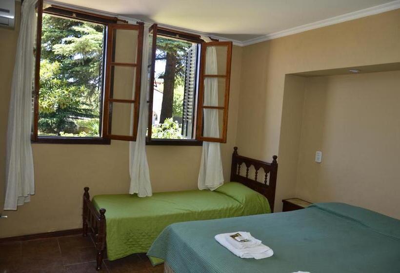Четырехместный Номер Классик, Posada Spa Anabela