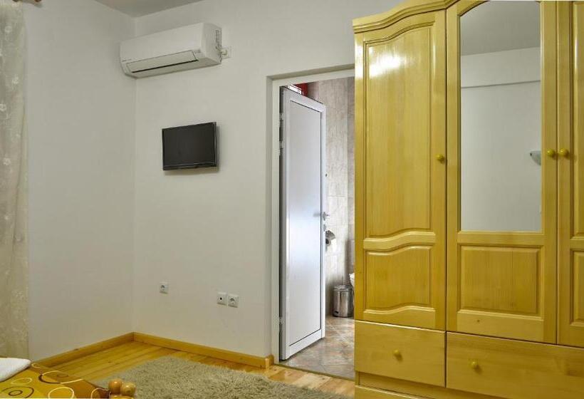 اتاق استاندارد, Guest House Joji