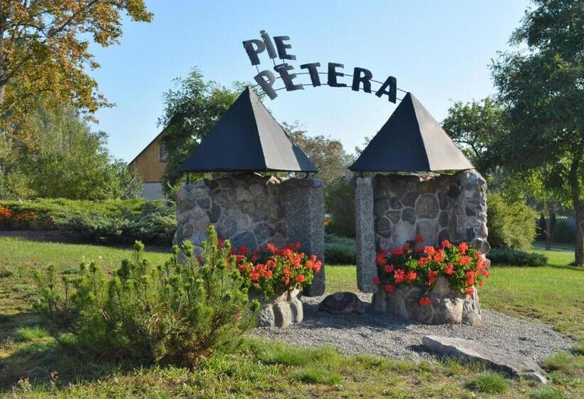 خانه 1 خوابه, Pie Pētera