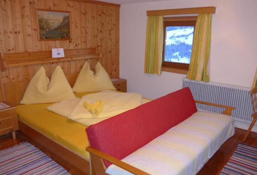 Номер Стандарт, Bauernhof Bachrain