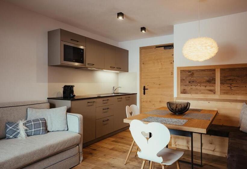 Апартаменты Deluxe 1 Спальня, Villa Flora Mountain Lodges
