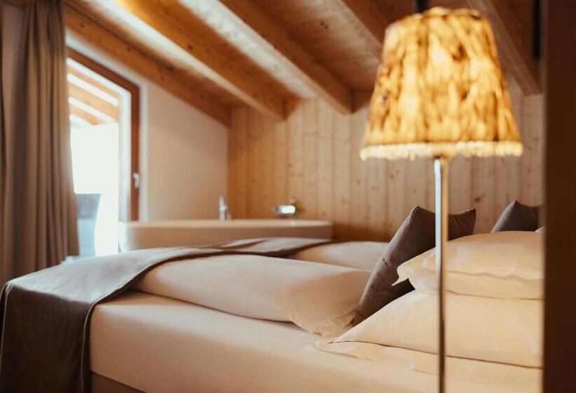 Апартаменты 1 Спальня, Villa Flora Mountain Lodges