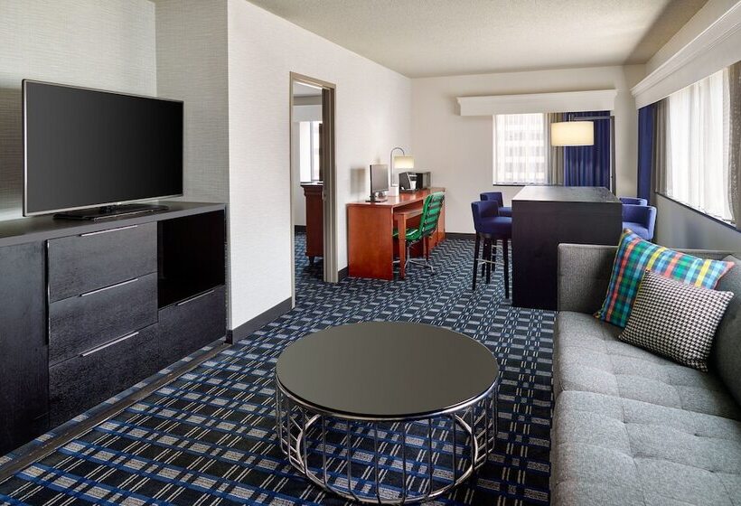 스위트, Courtyard Arlington Crystal City/reagan National Airport