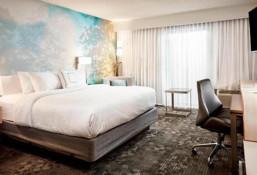 اتاق استاندارد با تخت بزرگ, Courtyard Cincinnati Airport South/florence