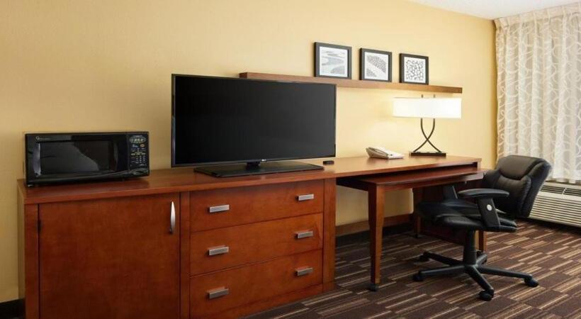 Quarto Superior, Holiday Inn Express Tifton, An Ihg