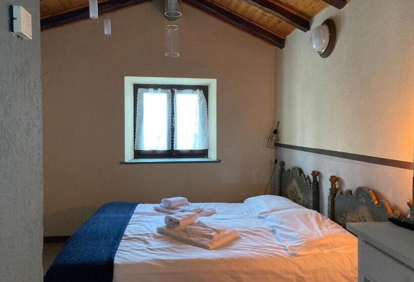 اتاق استاندارد سه نفره, Chalet Capannina