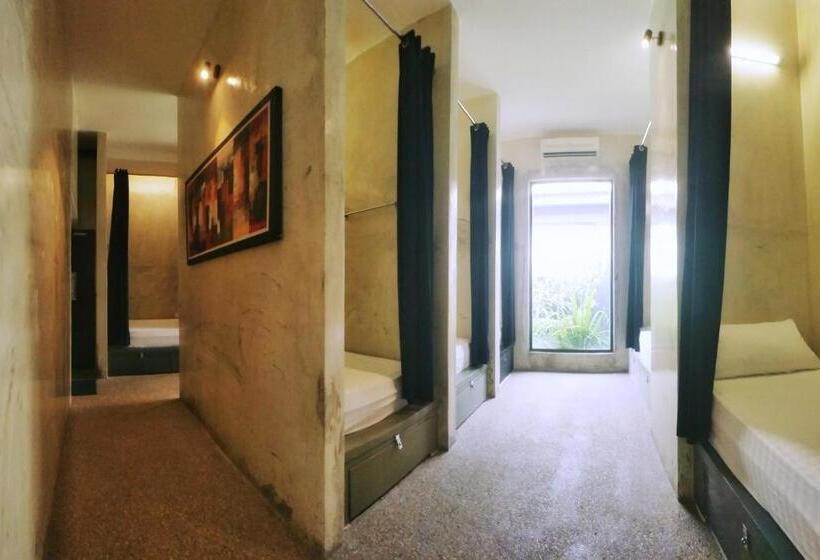 Студия Deluxe, Beds In Garden Hostel Sdn Bhd
