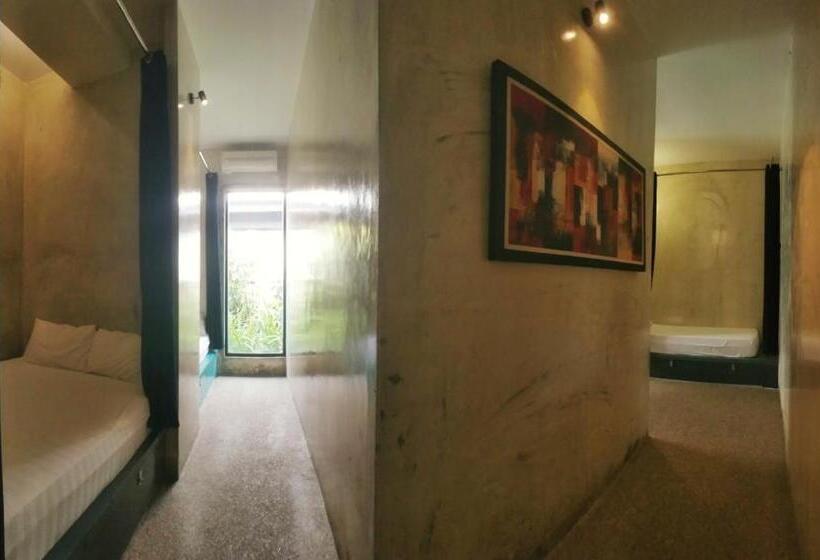 Студия Deluxe, Beds In Garden Hostel Sdn Bhd