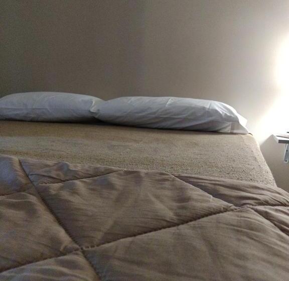 Трехместный Номер Комфорт, Caminos Hostal