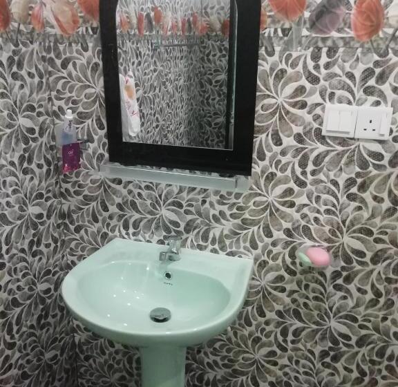 Номер Стандарт, Arusha Guest House