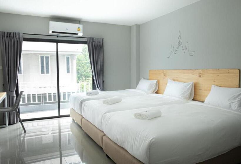 اتاق استاندارد سه نفره, Fine Bed