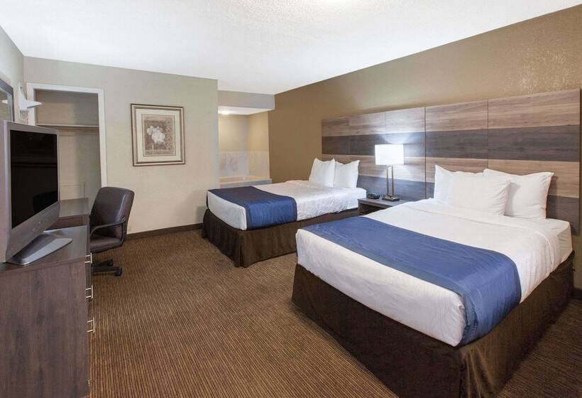 스위트, Baymont By Wyndham Downtown Detroit