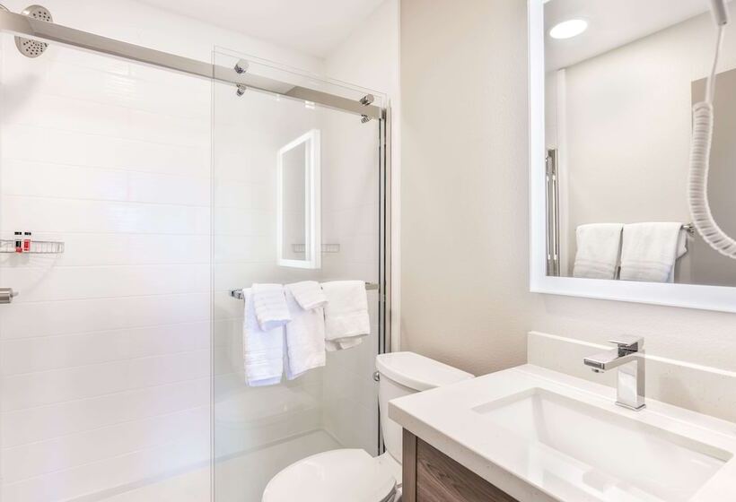 Номер Стандарт 2 Двуспальные Кровати, Days Inn By Wyndham Red Bluff