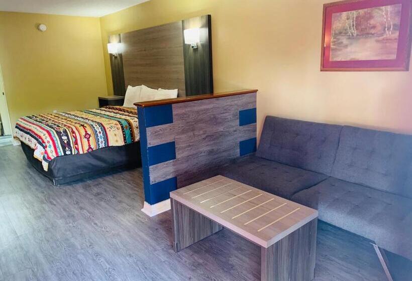 Люкс Кровать Кинг, Log Cabin Inn