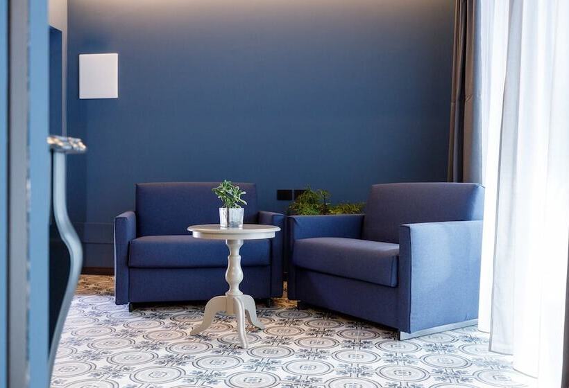 Quarto Familiar, Deville