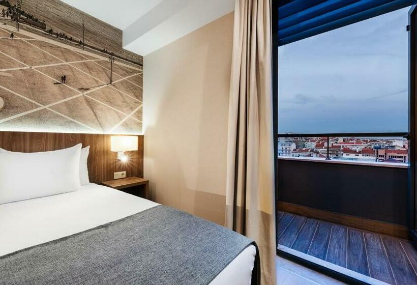 Quarto Estandar, Exe Saldanha