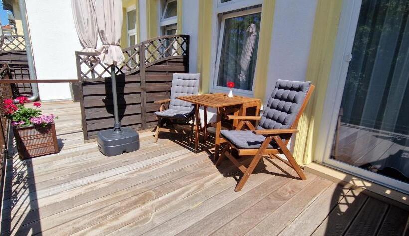 غرفة قياسية مزوَّدة بشُرفة, Pension Haus Waldesblick