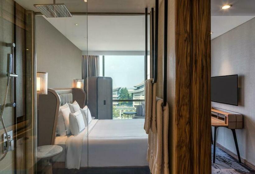 Номер Стандартный с Видом, Swissotel Jakarta Pik Avenue