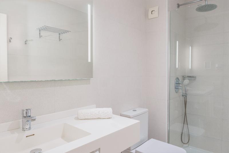 Стандартный Номер Кровать Кинг, Regent Hotel By Oyo Rooms