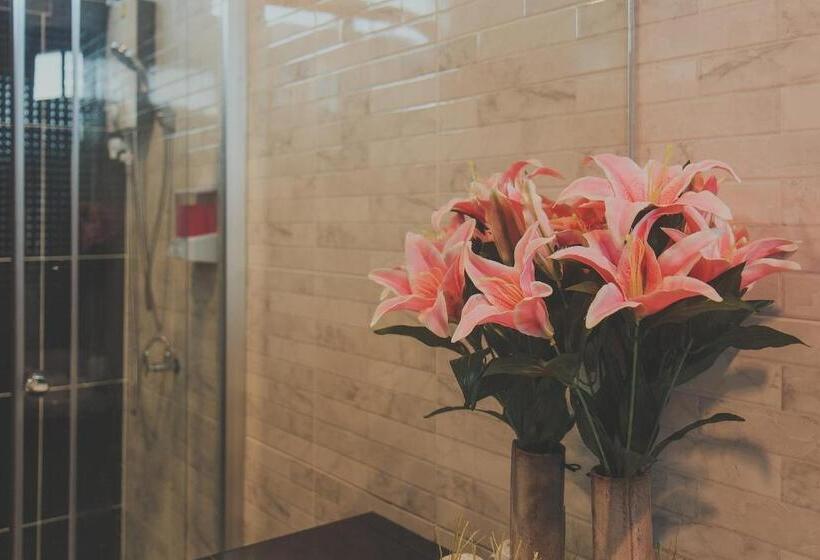 اتاق استاندارد با سرویس بهداشتی مشترک, Chill Vibe Hostel