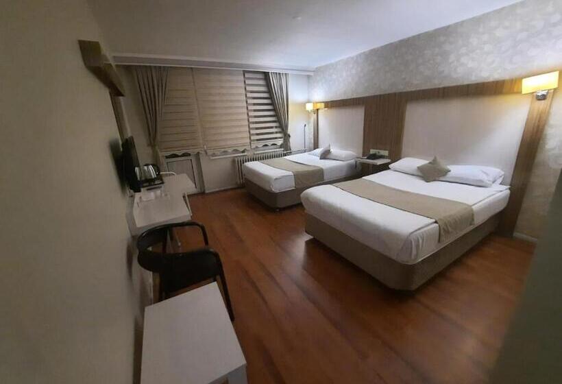 标准间带阳台, Pi̇thana Otel