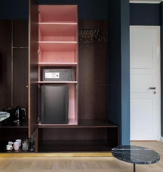 가든 전망 스위트, Spinoza Suites