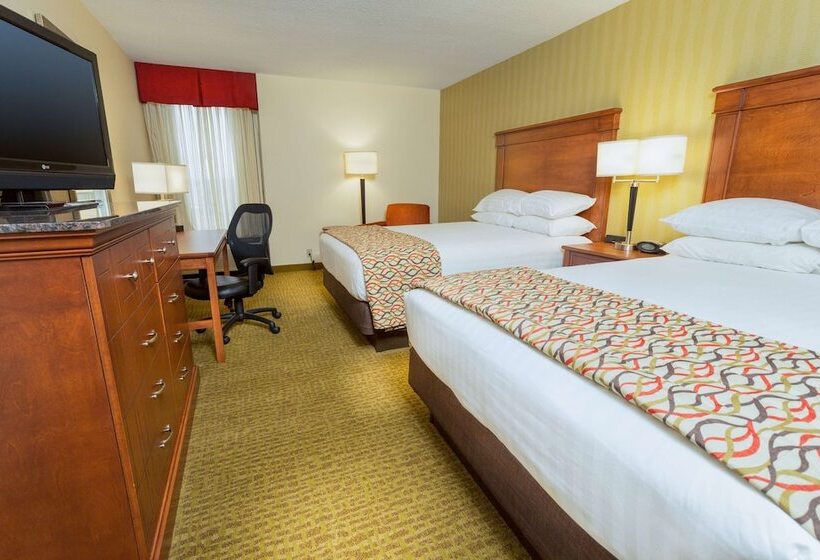디럭스 룸, Drury Inn & Suites Marion