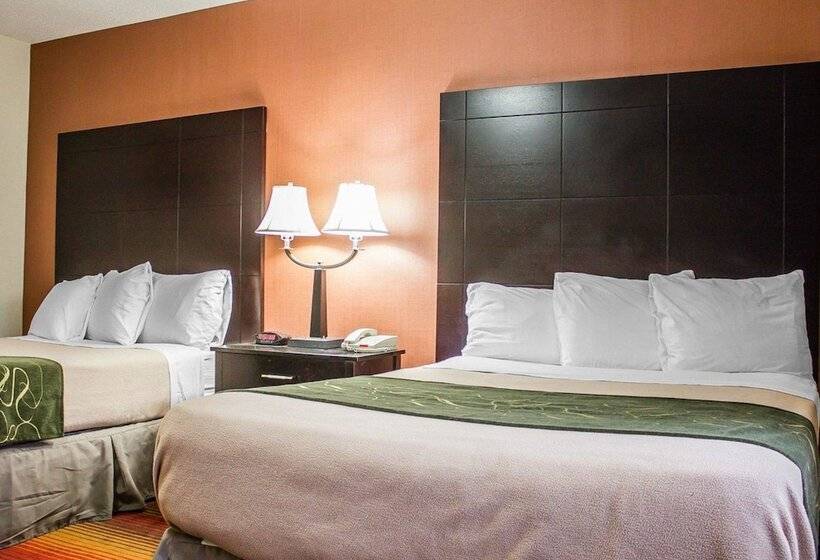 Номер Стандарт 2 Двуспальные Кровати, Rodeway Inn Macarthur Airport
