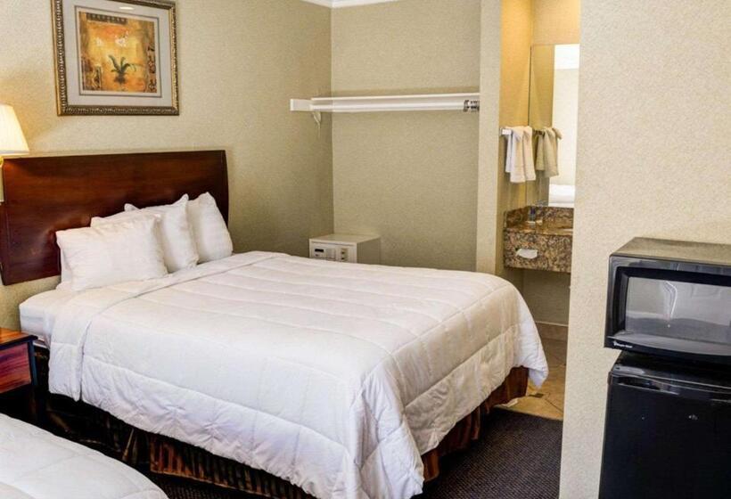 Номер Стандарт, Rodeway Inn Near Venice Beach