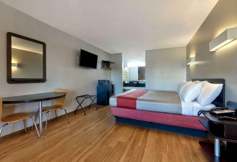 Стандартный Номер Кровать Кинг, Motel 6cookeville, Tn