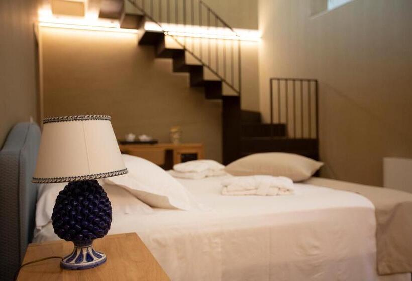 Люкс с Балконом, Ballium Luxury Relais