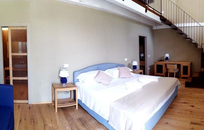 Люкс с Балконом, Ballium Luxury Relais